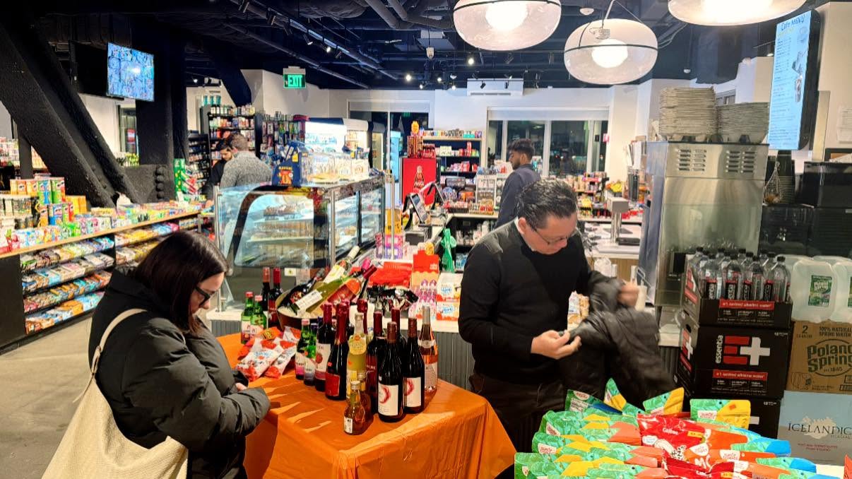 Store Atmosphere 1
